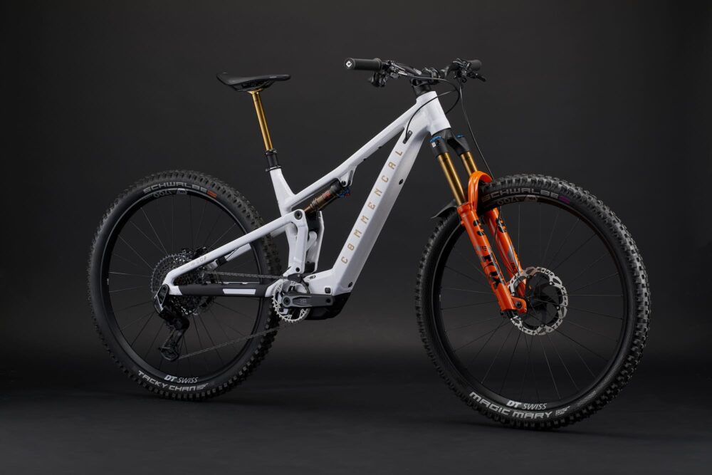 COMMENCAL T.E.M.P.O. POWER SIGNATURE GLITTERY WHITE